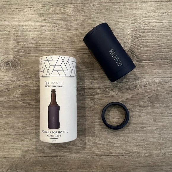Brumate Hopsulator Bott’l (Matte Navy) - Picture 2 of 13